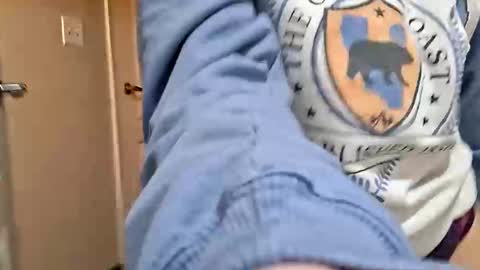 Snapshot of brunettedoll100 chatting on November 30, 8:07 am brunettedoll100 online show from November 30, 8:07 am