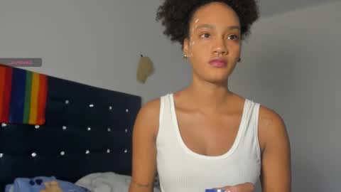 brunettjhelen online show from October 21, 8:42 pm