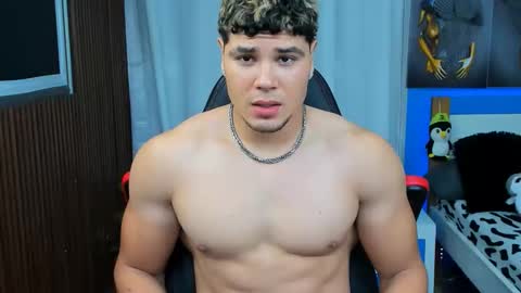 Snapshot of bruno_coleman chatting on November 30, 9:41 pm Bruno coleman online show from November 30, 9:41 pm