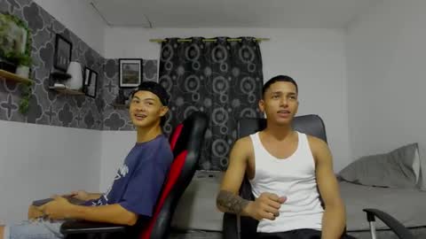 Snapshot of bruno_snow chatting on September 14, 4:00 am bruno_snow online show from September 14, 4:00 am