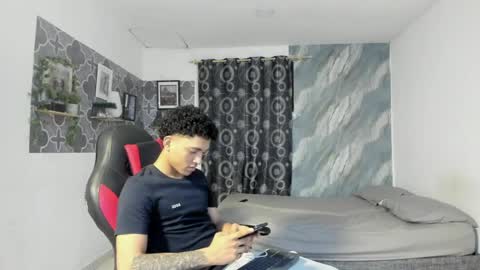 bruno_snow online show from March 14, 4:18 am