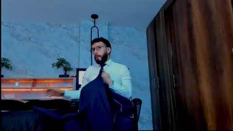 Andres Suarez online show from March 4, 4:52 pm