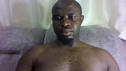 brucedarling online show from June 18, 3:51 am