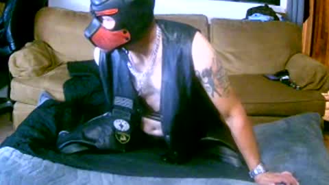 Snapshot of brutal3anddone chatting on May 4, 6:53 am brutal3anddone online show from May 4, 6:53 am