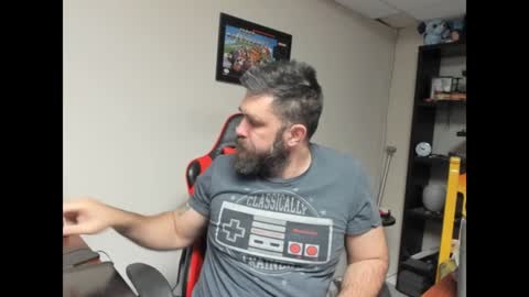 Snapshot of brutalmaster1983 chatting on January 24, 5:53 am BRUTALMASTER1983 online show from January 24, 5:53 am