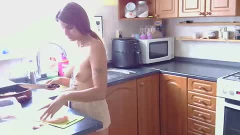 Snapshot of brutecia chatting on September 14, 8:24 am brutecia online show from September 14, 8:24 am