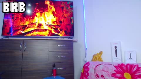 Snapshot of bryam_hot chatting on January 28, 5:00 am BRYAM INDEPENDENT MODEL online show from January 28, 5:00 am