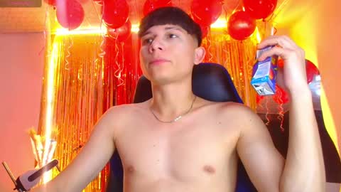 Snapshot of bryam_hot chatting on September 23, 9:51 pm BRYAM INDEPENDENT MODEL online show from September 23, 9:51 pm