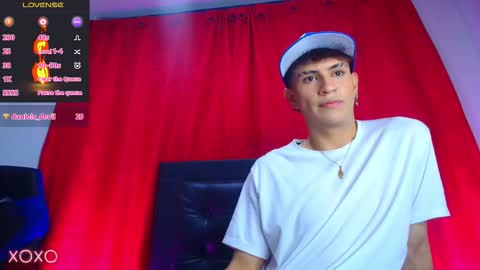 Snapshot of bryam_hot chatting on November 8, 11:47 pm BRYAM INDEPENDENT MODEL online show from November 8, 11:47 pm