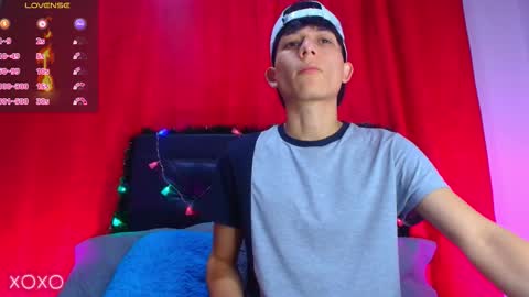 Snapshot of bryam_hot chatting on November 15, 10:15 pm BRYAM INDEPENDENT MODEL online show from November 15, 10:15 pm