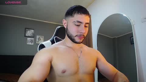 bryan_oficials online show from December 30, 12:00 am