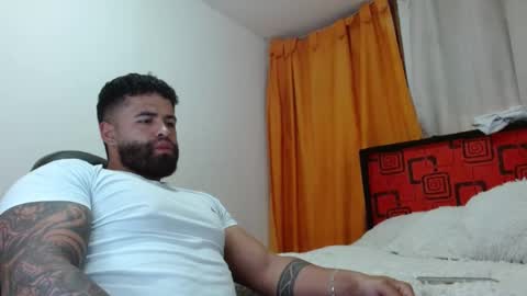 Snapshot of bryan_stoness chatting on August 2, 10:19 pm bryan stoness online show from August 2, 10:19 pm