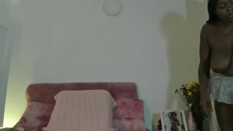 hot online show from February 24, 5:33 pm