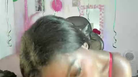 hot online show from April 25, 4:48 am