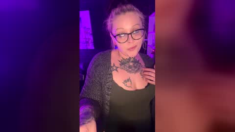 bstoned123 online show from February 10, 1:21 am