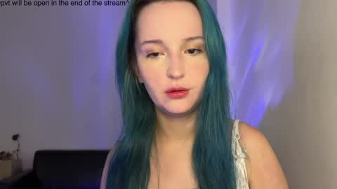 Snapshot of bubble_b00 chatting on January 2, 12:46 pm bubble_b00 online show from January 2, 12:46 pm