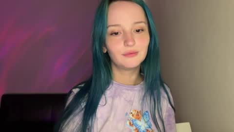 Snapshot of bubble_b00 chatting on January 4, 11:33 am bubble_b00 online show from January 4, 11:33 am