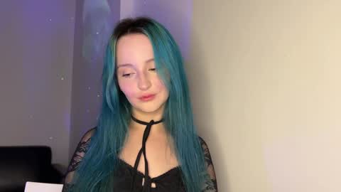 Snapshot of bubble_b00 chatting on January 13, 1:06 pm bubble_b00 online show from January 13, 1:06 pm