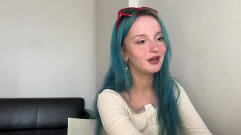 Snapshot of bubble_b00 chatting on January 16, 8:54 am bubble_b00 online show from January 16, 8:54 am