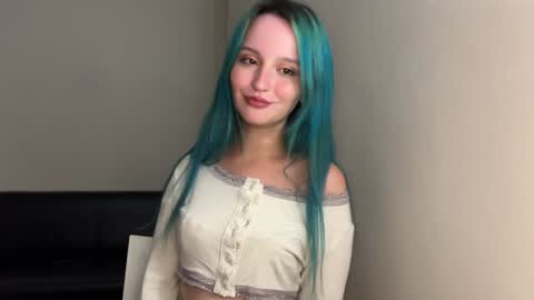 Snapshot of bubble_b00 chatting on January 31, 3:00 pm bubble_b00 online show from January 31, 3:00 pm