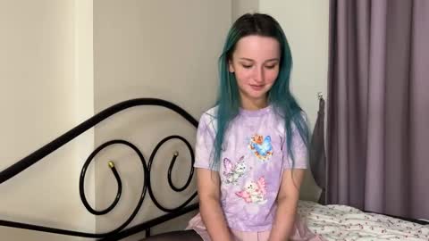 Snapshot of bubble_b00 chatting on February 10, 7:38 pm bubble_b00 online show from February 10, 7:38 pm