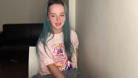 Snapshot of bubble_b00 chatting on March 10, 2:05 pm bubble_b00 online show from March 10, 2:05 pm