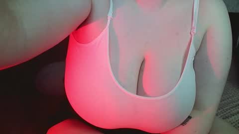 Snapshot of bubble_bambam chatting on January 23, 9:18 pm Nancy 3 online show from January 23, 9:18 pm