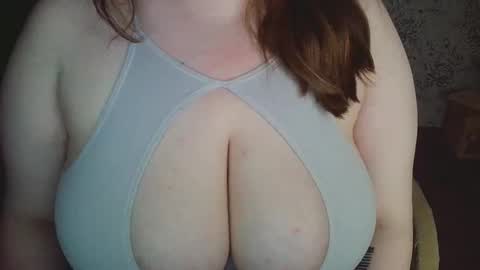 Snapshot of bubble_bambam chatting on February 17, 4:15 pm Nancy 3 online show from February 17, 4:15 pm