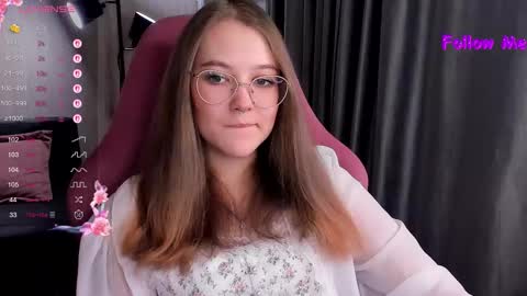 Snapshot of bubble_bunny chatting on November 2, 11:18 pm Ruby online show from November 2, 11:18 pm