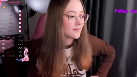 Snapshot of bubble_bunny chatting on November 23, 11:37 pm Ruby online show from November 23, 11:37 pm