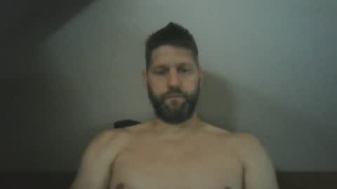 bubblebee1982 online show from June 23, 6:44 am