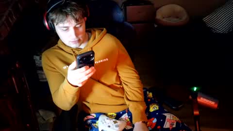 BubblebuttBdn online show from June 28, 3:23 am