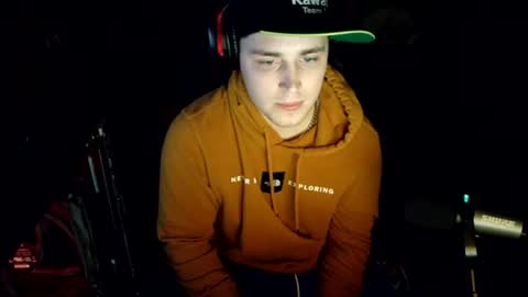 BubblebuttBdn online show from July 8, 2:49 am