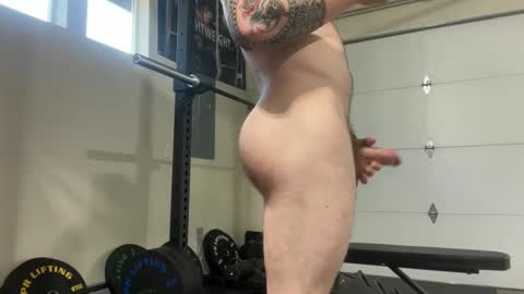 Snapshot of bubblebuttsean chatting on May 12, 2:14 pm bubblebuttsean online show from May 12, 2:14 pm