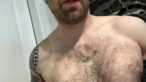 Snapshot of bubblebuttsean chatting on May 17, 2:02 pm bubblebuttsean online show from May 17, 2:02 pm