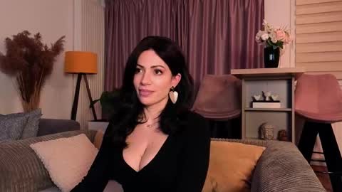 MayaCroft online show from February 27, 5:02 pm