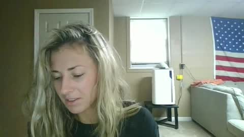 bubbles online show from June 12, 9:14 pm