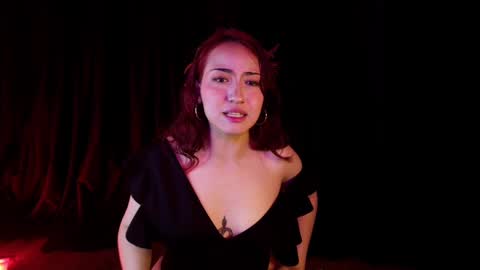 Snapshot of bubblewhite_ chatting on March 5, 5:50 pm BubbleJereth online show from March 5, 5:50 pm