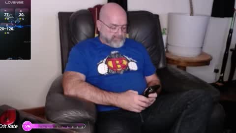 Snapshot of buckreams chatting on February 18, 12:15 am Buck online show from February 18, 12:15 am