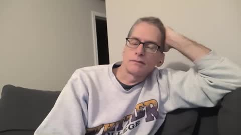 Snapshot of budman004 chatting on November 30, 1:53 am budman004 online show from November 30, 1:53 am