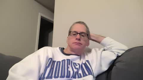 Snapshot of budman004 chatting on January 17, 1:32 am budman004 online show from January 17, 1:32 am