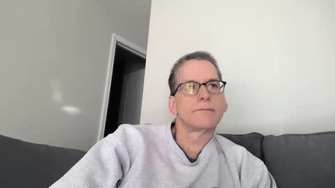 Snapshot of budman004 chatting on February 7, 3:49 pm budman004 online show from February 7, 3:49 pm