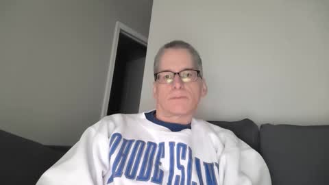 Snapshot of budman004 chatting on March 15, 9:54 pm budman004 online show from March 15, 9:54 pm