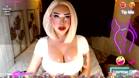 Lucienne online show from January 7, 11:45 am