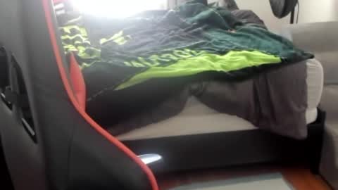 Snapshot of buffsexyman24 chatting on February 2, 3:00 pm buffsexyman24 online show from February 2, 3:00 pm