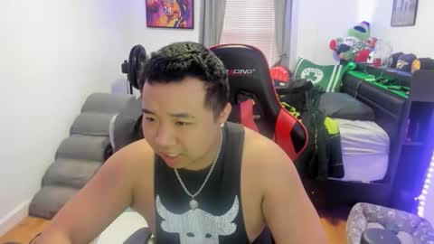 Snapshot of buffsexyman24 chatting on February 4, 1:39 pm buffsexyman24 online show from February 4, 1:39 pm