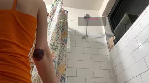 Snapshot of bukkakebae chatting on February 14, 12:14 pm bukkakebae online show from February 14, 12:14 pm