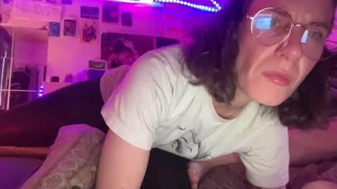 bukkakebae online show from November 14, 5:17 am