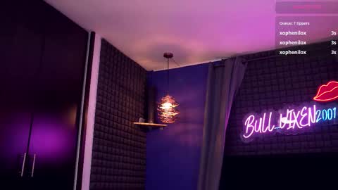 Bunny and The Rock online show from December 15, 11:58 am