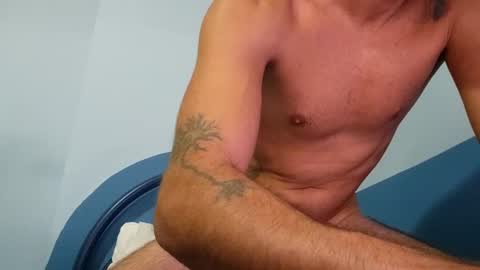 Bullboy9292 online show from July 5, 12:34 pm
